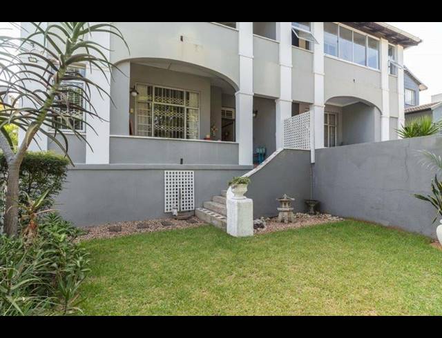 2 BEDROOM SIMPLEX FOR SALE IN ESSENWOOD